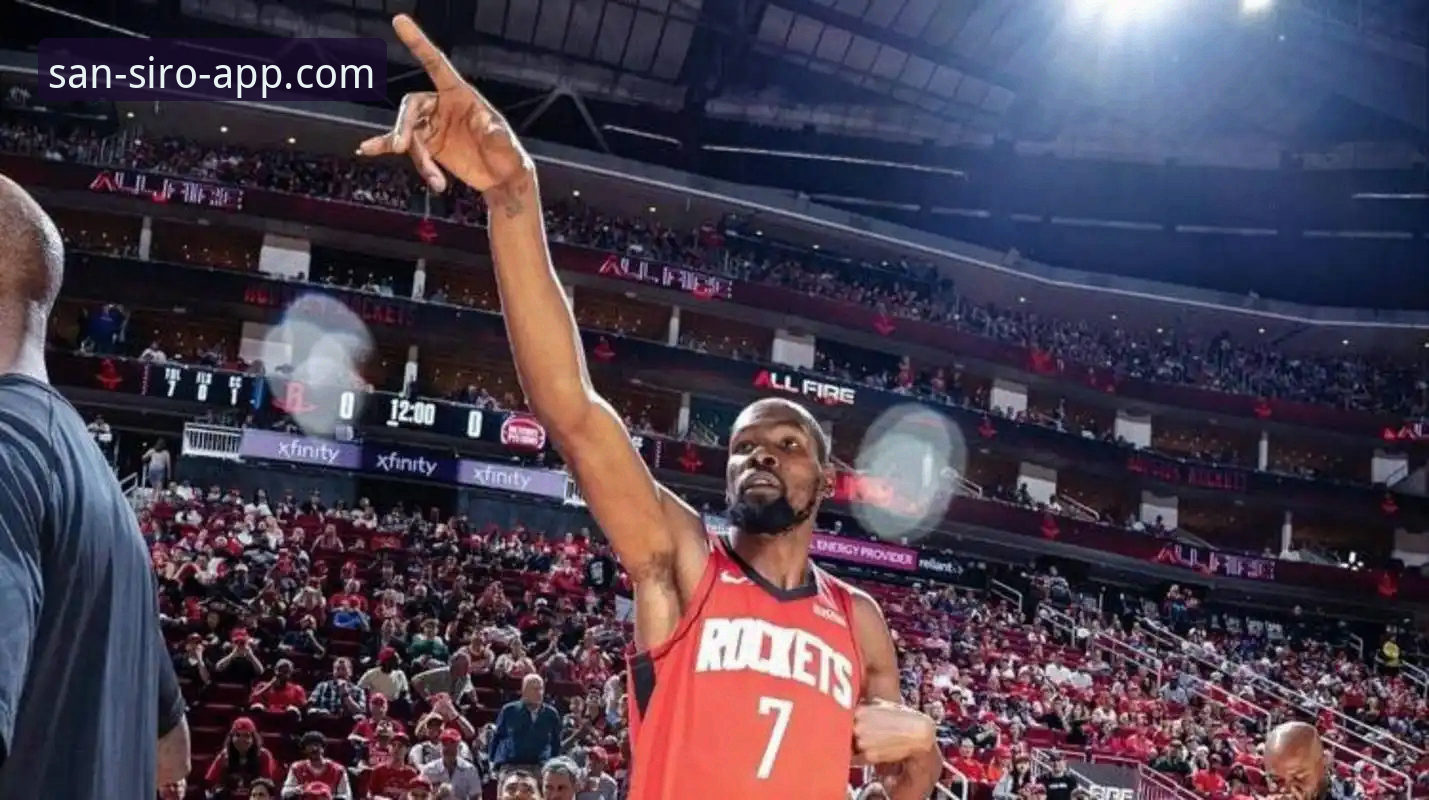 火箭主场大胜尼克斯三连胜：杜兰特27分引领攻势，米兰体育平台赛事深度解析